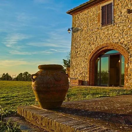 Villa Podere Viepri - In Esclusiva *